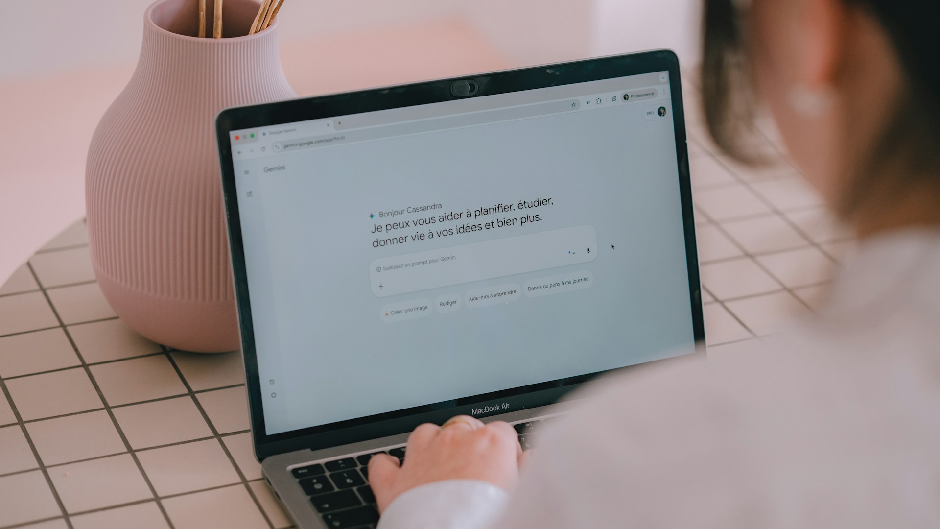 My AI Blogger Agent Accidentally Solved the Part of Blogging I Hated Most