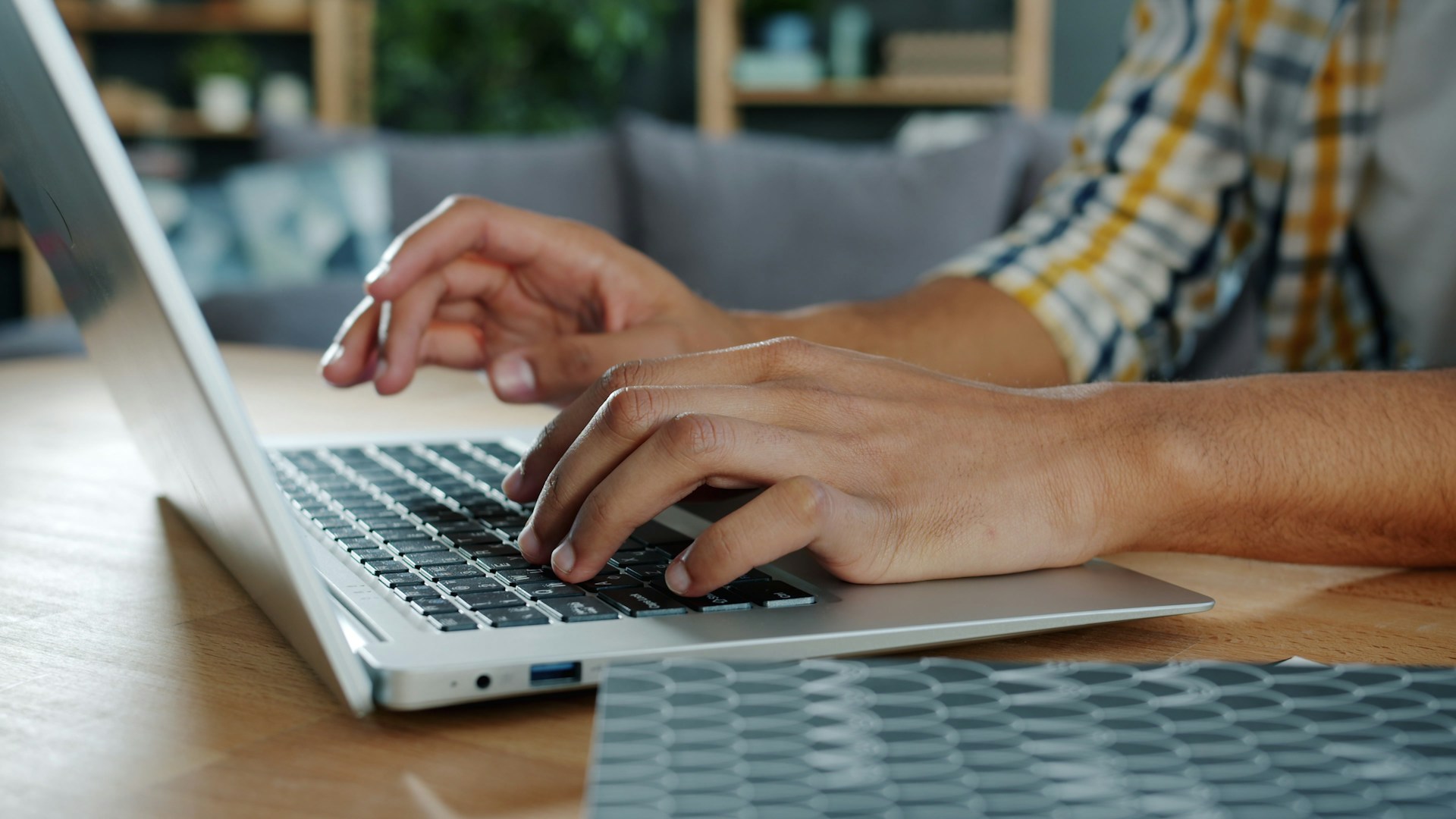 Nyx AI: Your Free AI Workspace for Emails, Captions, and Summaries