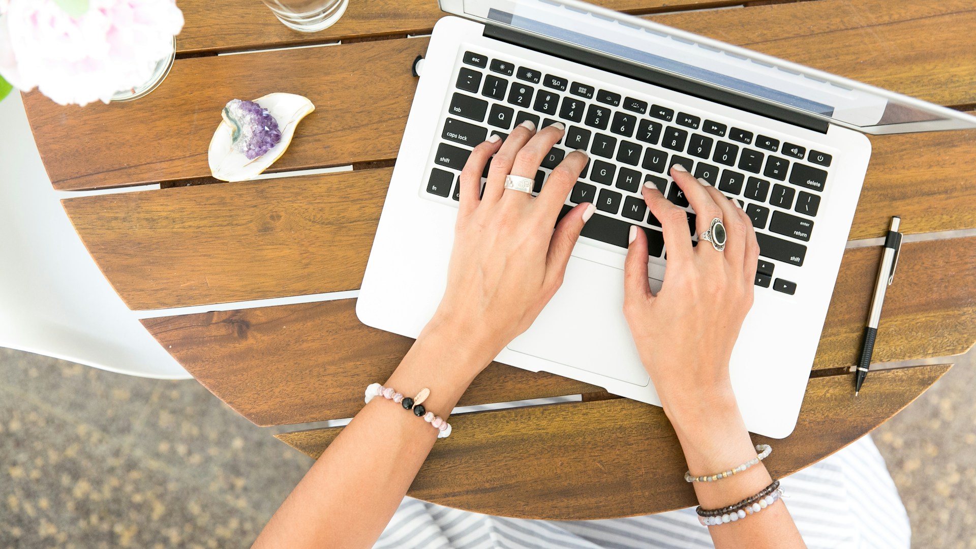 Unlocking the Best Claude AI Prompts for Enhanced Productivity
