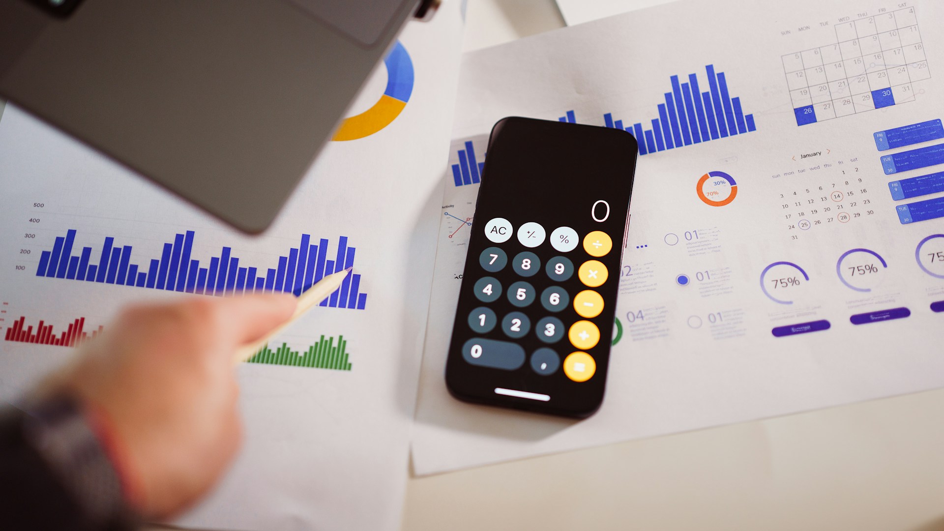 Well - Business Context Graph: A Game-Changer for SMB Financial Management